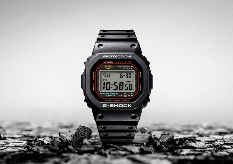 卡西欧 史上首款 G-SHOCK 重出江湖