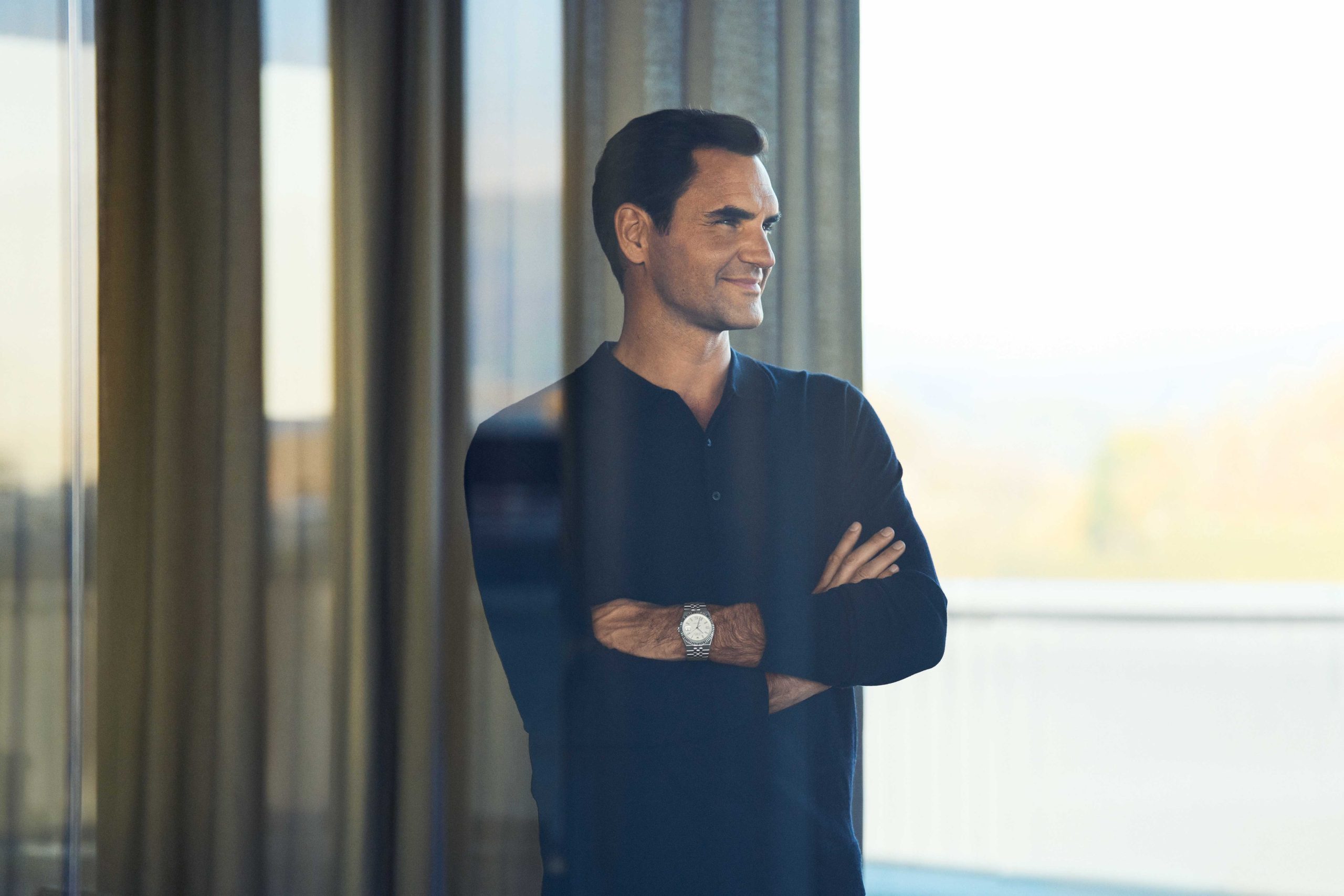 罗杰・费德勒(Roger Federer)佩戴着白色黄金钢款陆使型 40腕表。